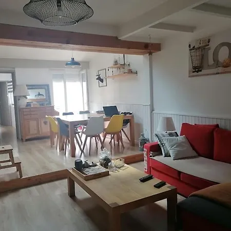 Semesterbostad Maison De